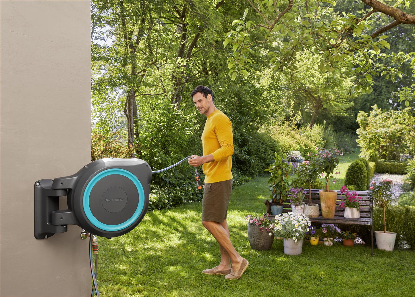 GARDENA Wall-Mounted RollUp XL Hose Box & 35m Hose