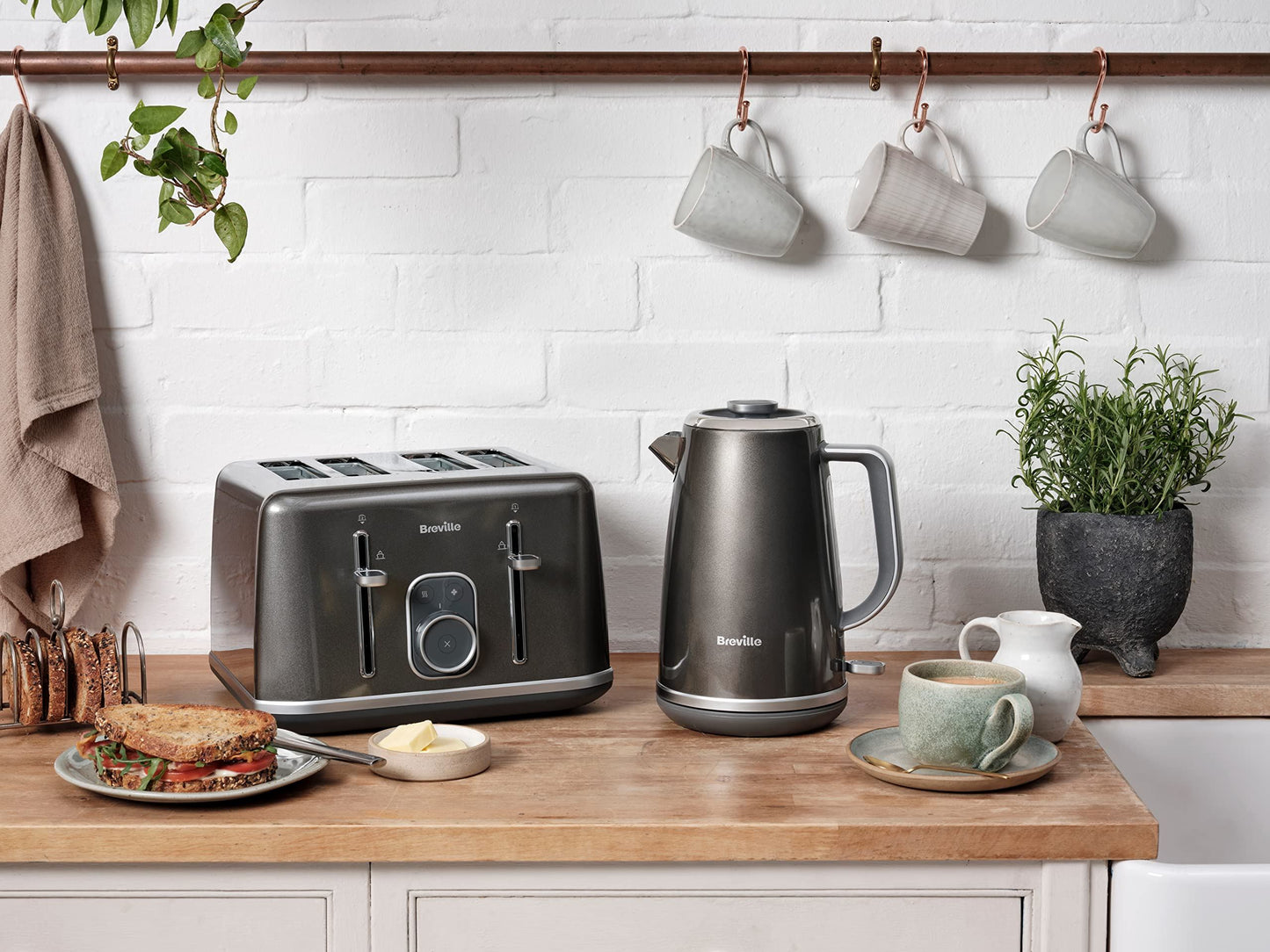 Breville Aura Shimmer Grey Kettle