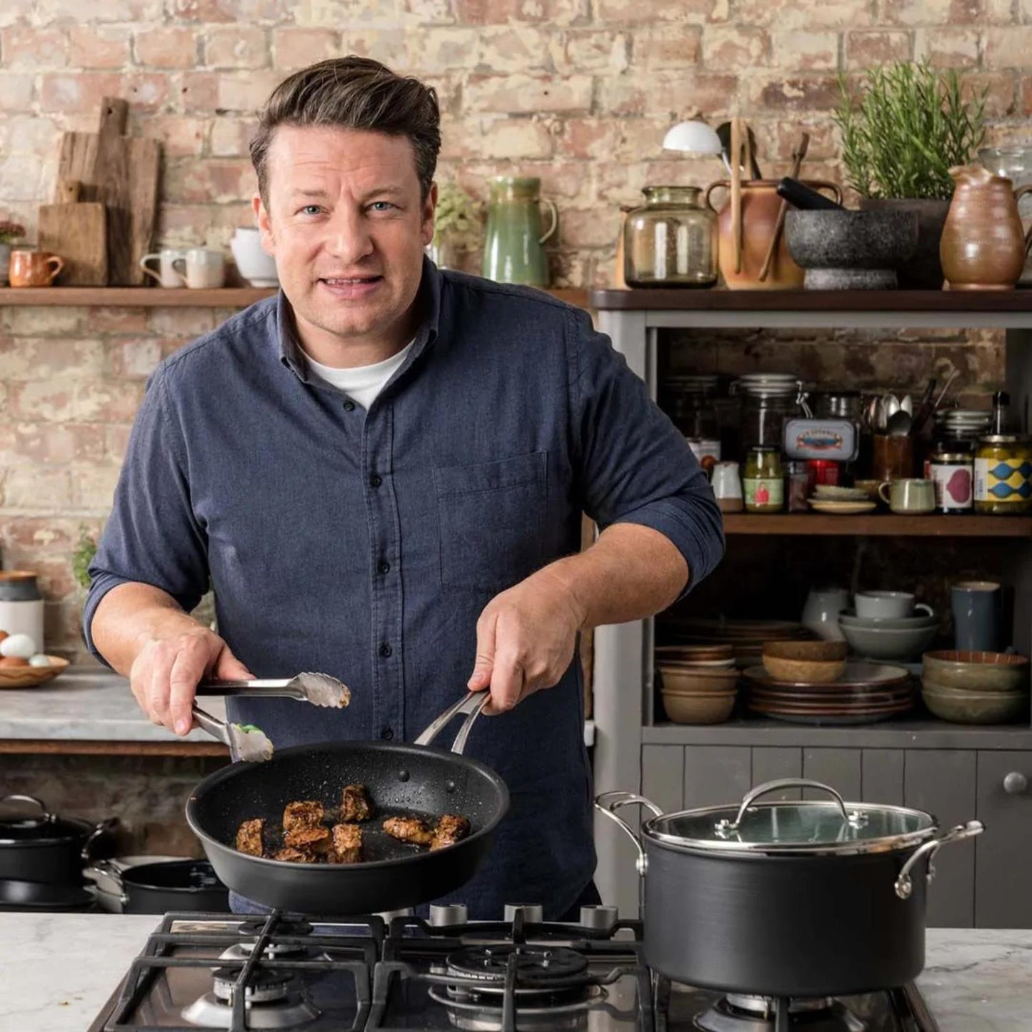 Tefal Jamie Oliver Cooks Classics Hard Anodised 30cm Frypan