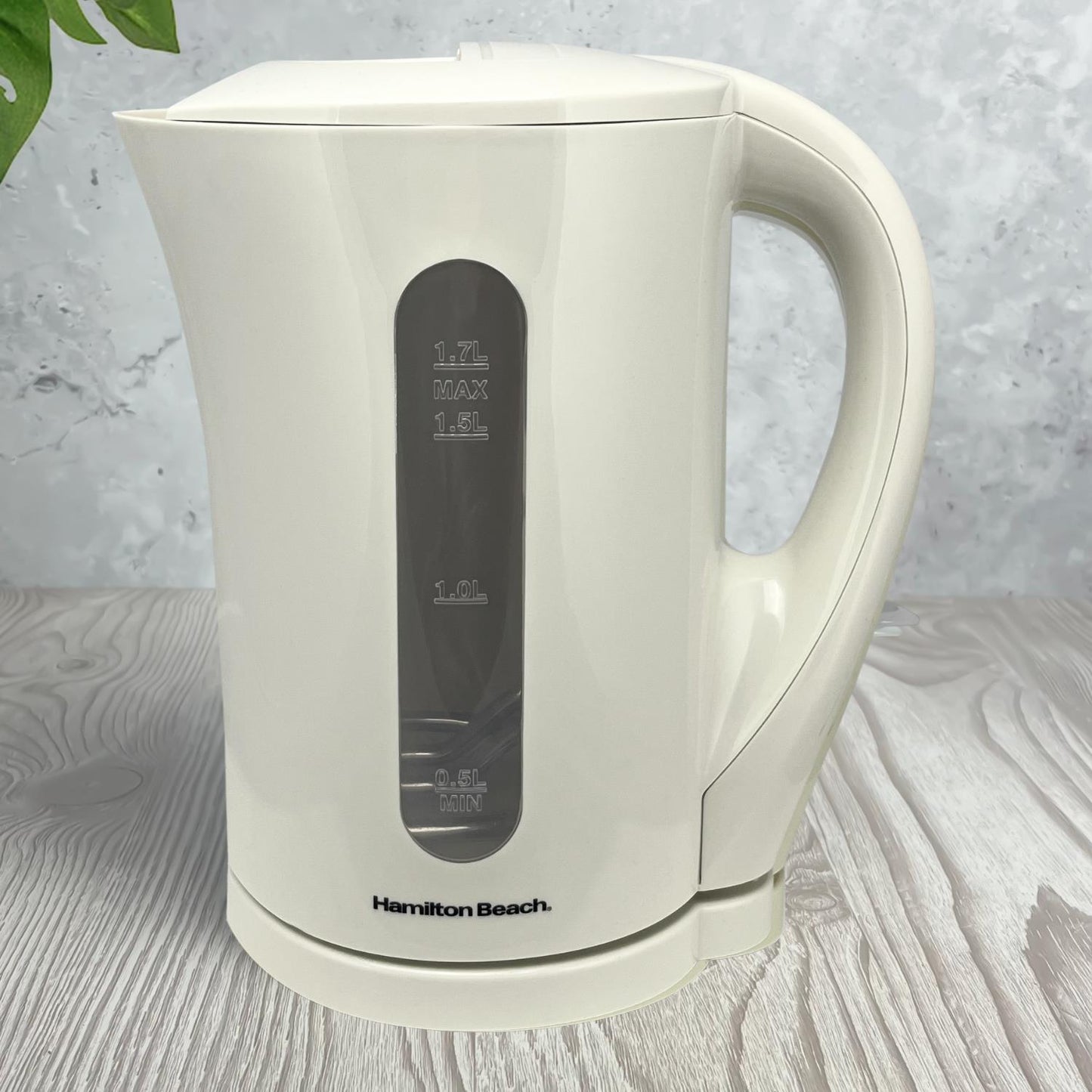 Hamilton Beach Essential 1.7L Plastic Kettle Cream