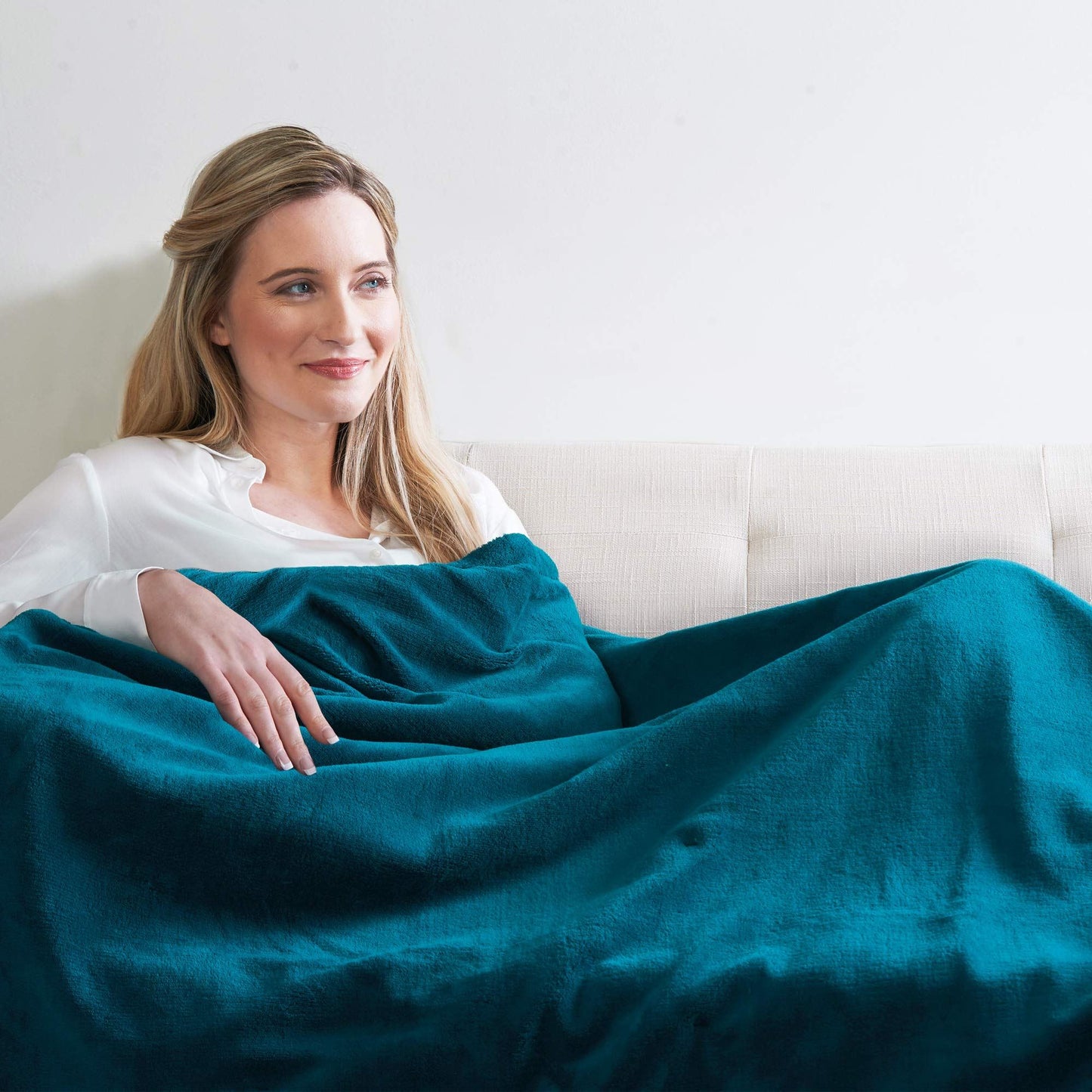 Dreamland Relaxwell Intelliheat+ Luxury Teal Blue Heated Electric Throw