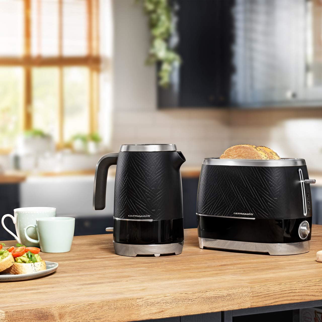 Beko Cosmopolis Retro Matte Black & Chrome Jug Kettle