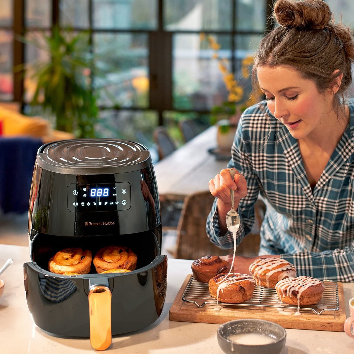 Russell Hobbs SatisFry Large Air Fryer
