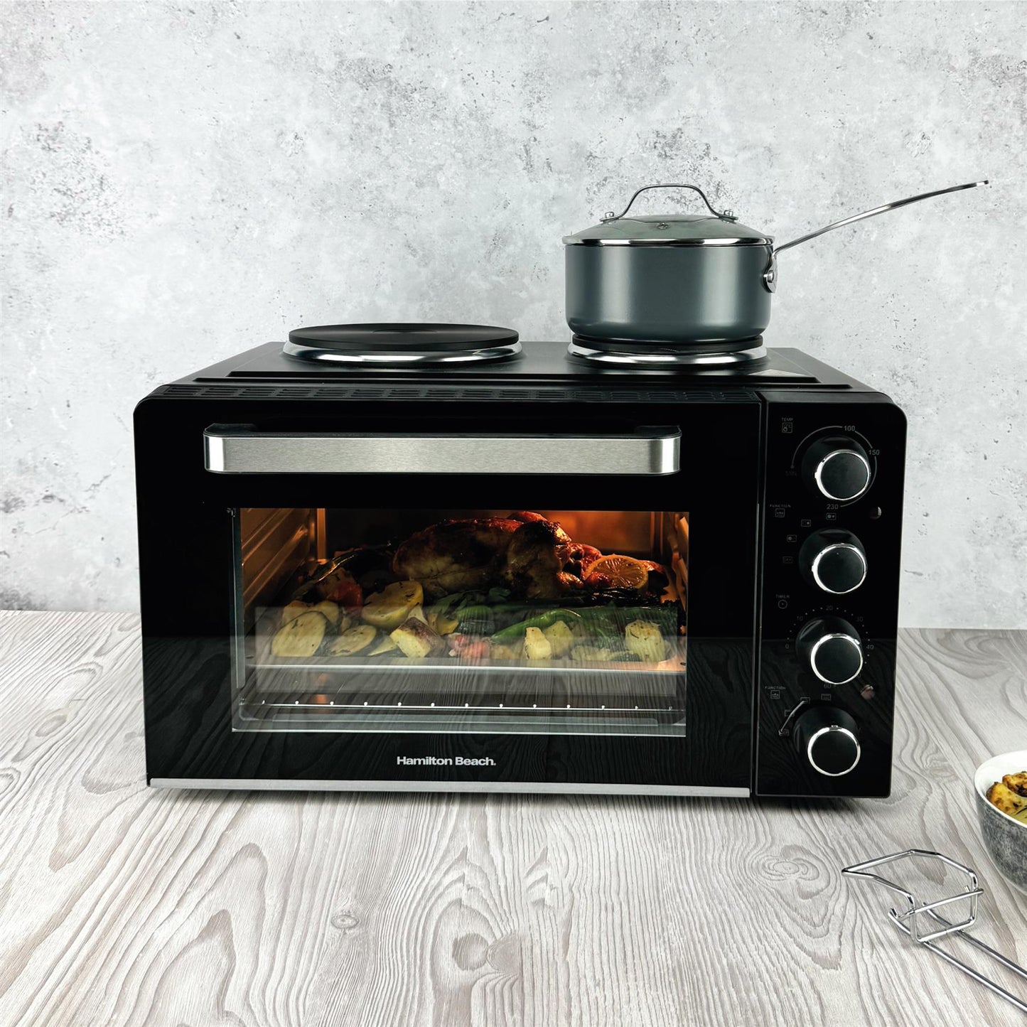 Hamilton Beach 28L Mini Oven with Double Hotplate