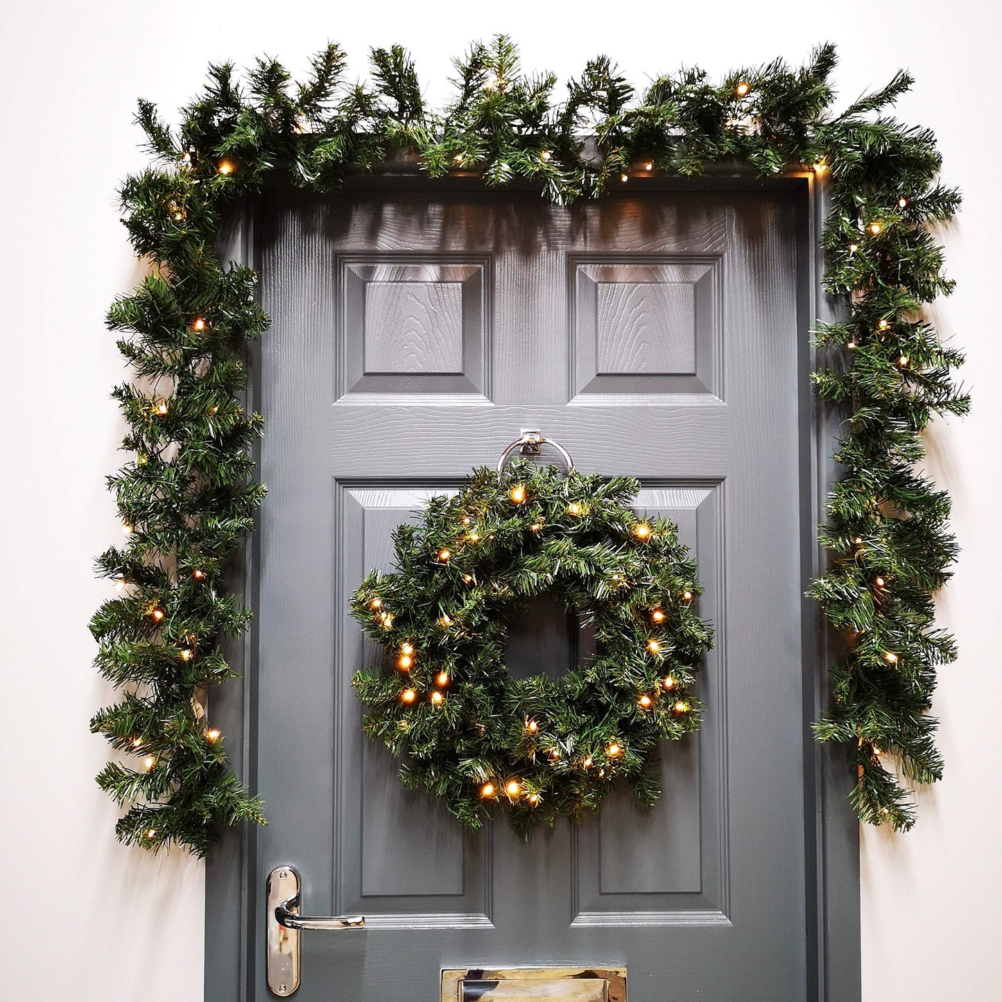 OloreHome Imperial Battery Outdoor Christmas Decorations - Set of 4