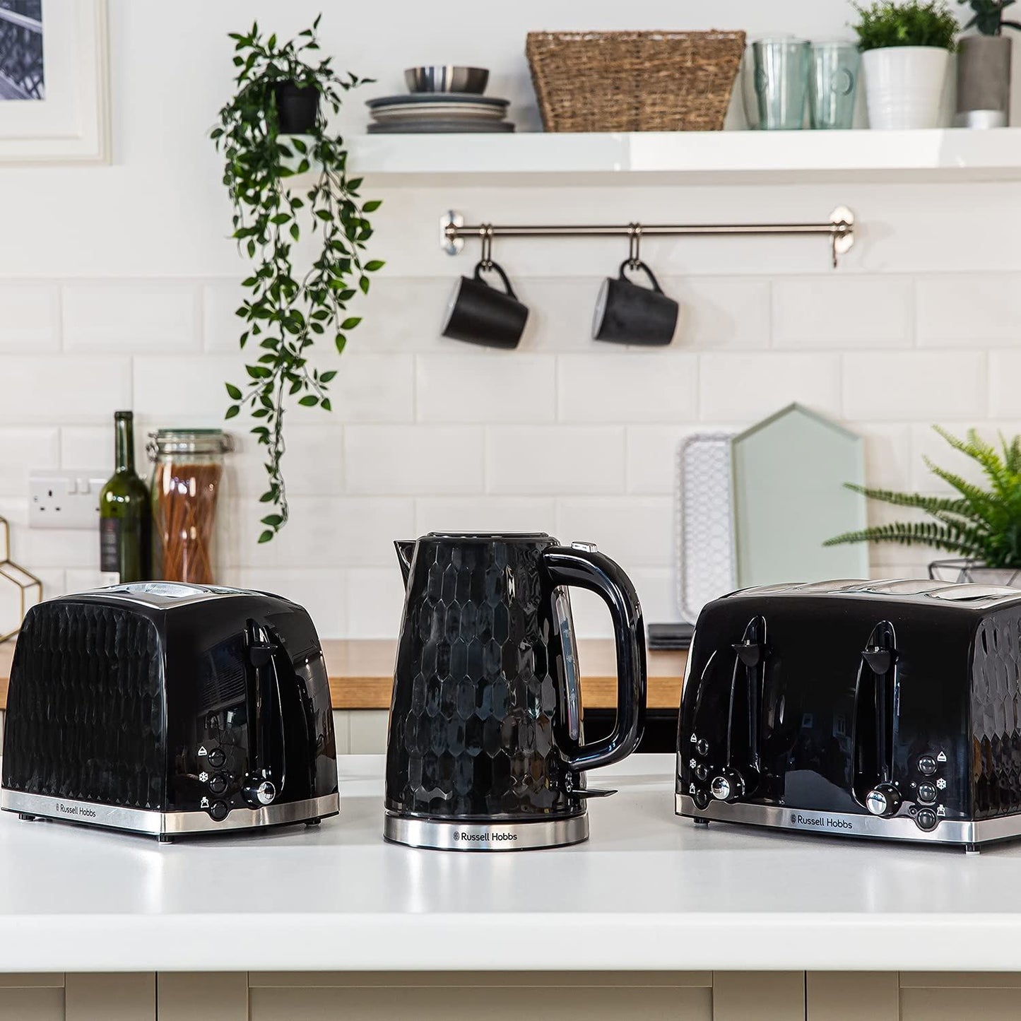 Russell Hobbs Contemporary Honeycomb Design 4 Slice Toaster