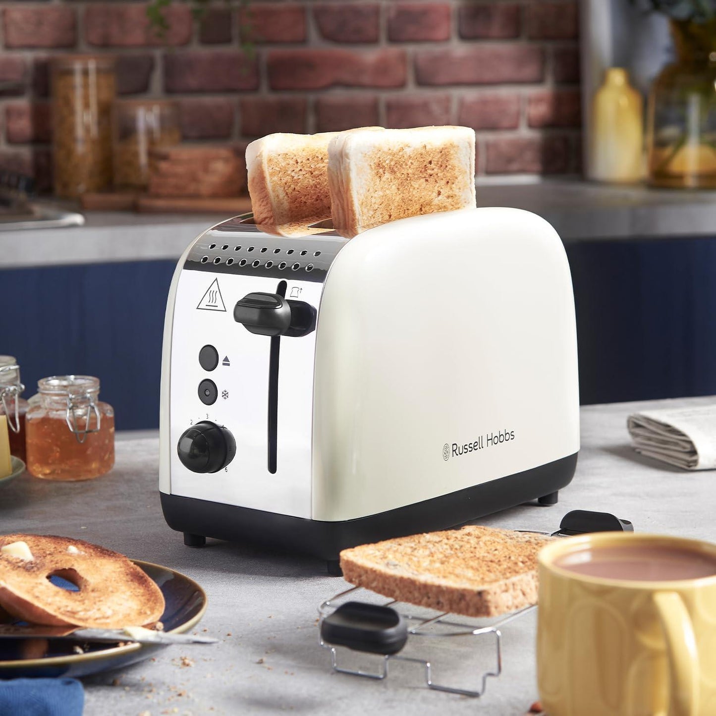 Russell Hobbs Stainless Steel Cream 2 Slice Toaster
