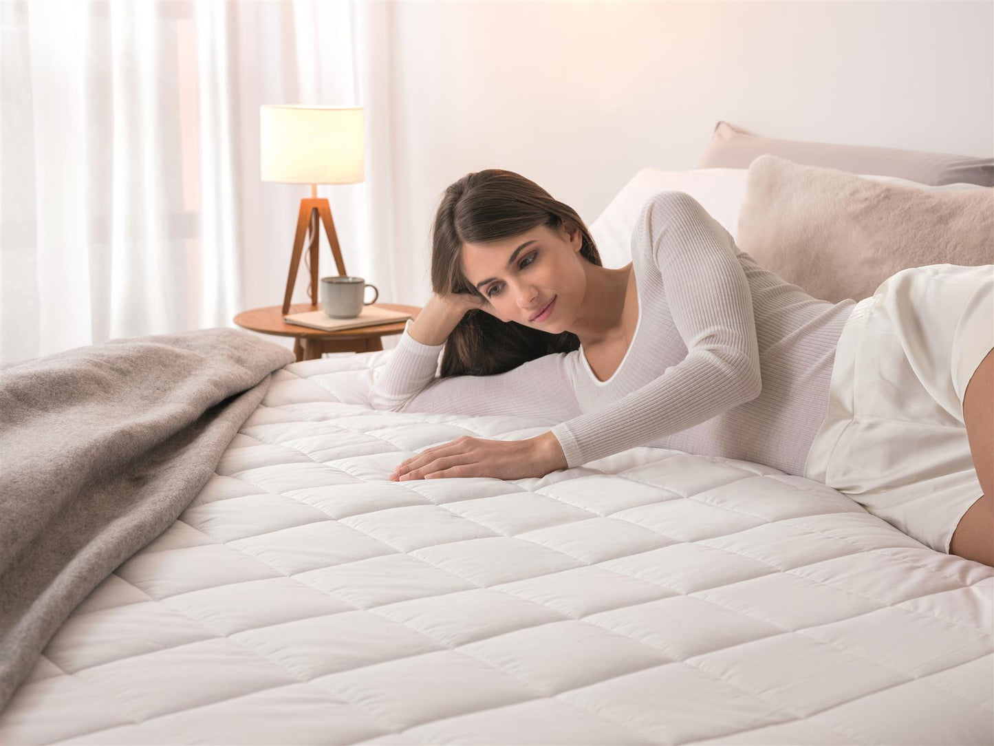 Dreamland Double Snowed In Organic Cotton Warming Mattress Protector