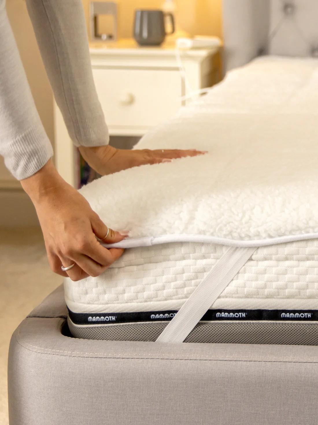 Dreamland King Dual Control Scandi Sherpa Underblanket