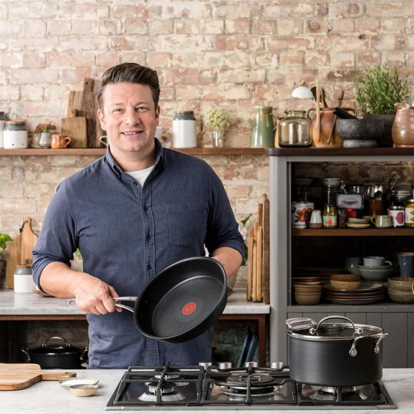 Tefal Jamie Oliver Cooks Classics Hard Anodised 30cm Frypan