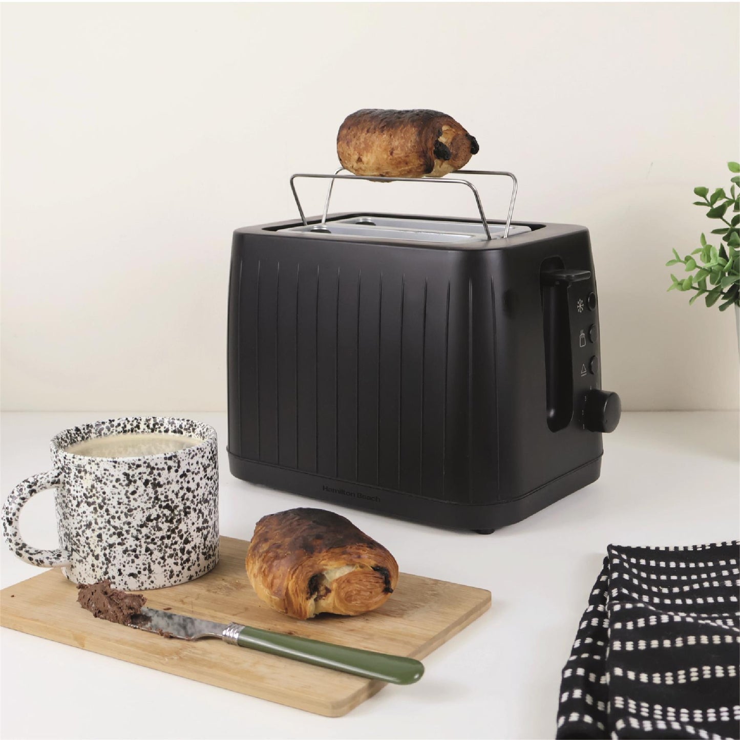 Hamilton Beach Stealth 2 Slice Textured Toaster Matte Black