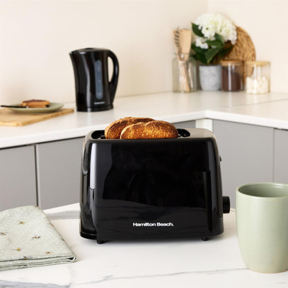 Hamilton Beach Essential Kettle & Toaster Set Black