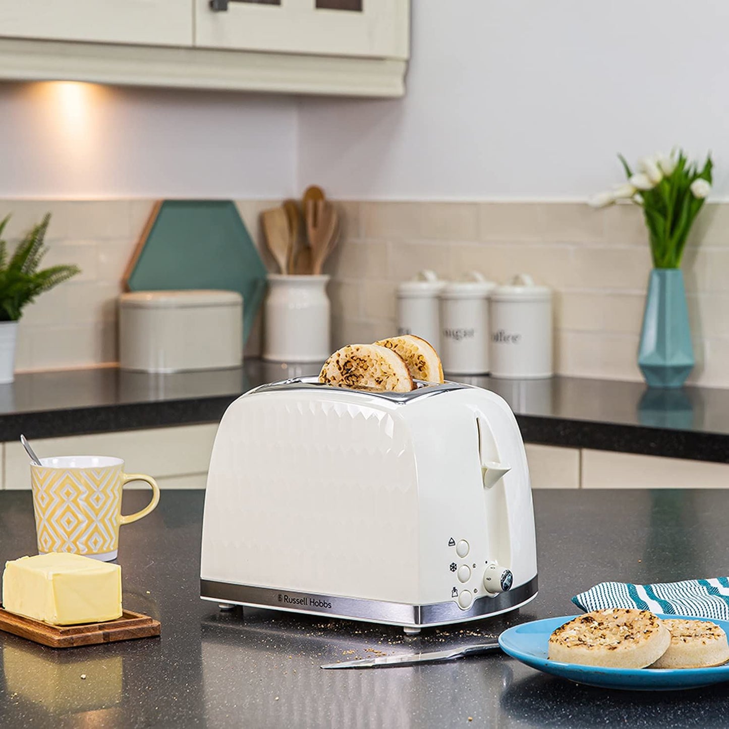 Russell Hobbs Contemporary Honeycomb Design 2 Slice Toaster