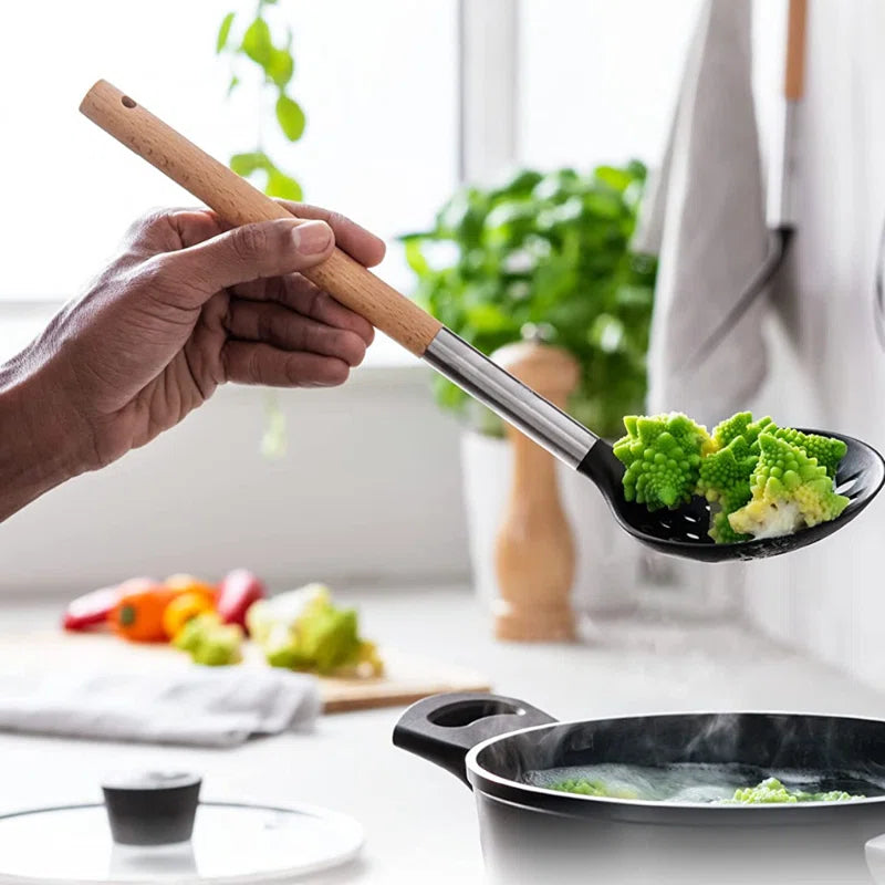 MasterChef 6 Piece Natural Wood Utensil Set