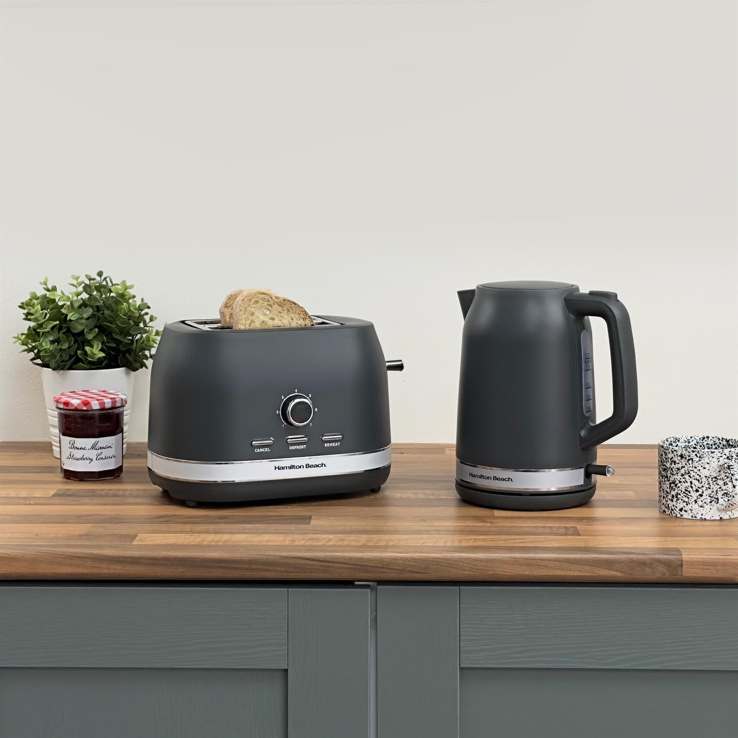 Hamilton Beach Ella Charcoal Kettle & Toaster Set