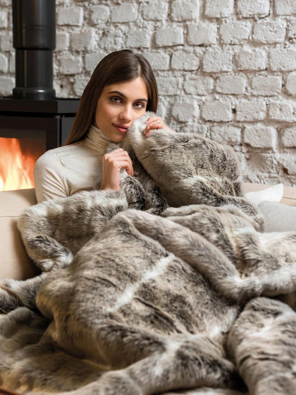 Dreamland Intelliheat Alaskan Husky Faux Fur Throw