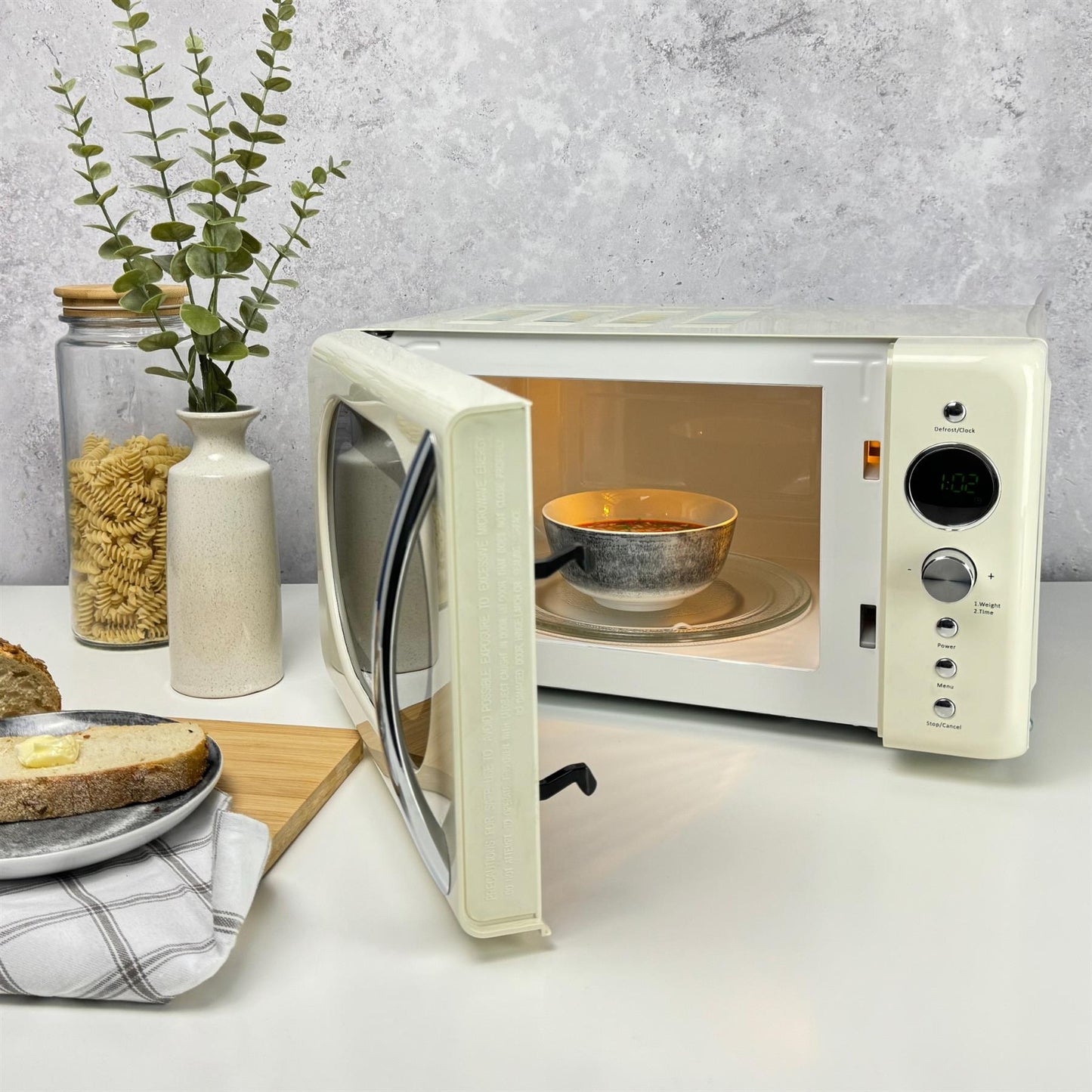 Hamilton Beach 20L Retro Cream Microwave