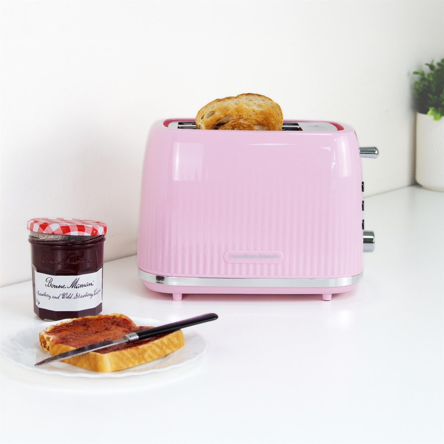 Hamilton Beach Miami Kettle & Toaster Set Flamingo Pink