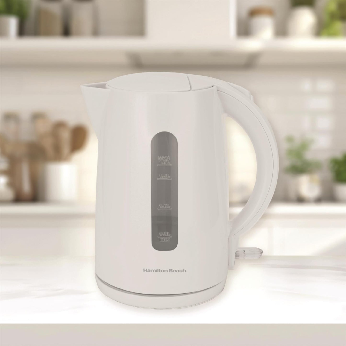 Hamilton Beach Essentials 1.7L Rapid Boil Kettle White
