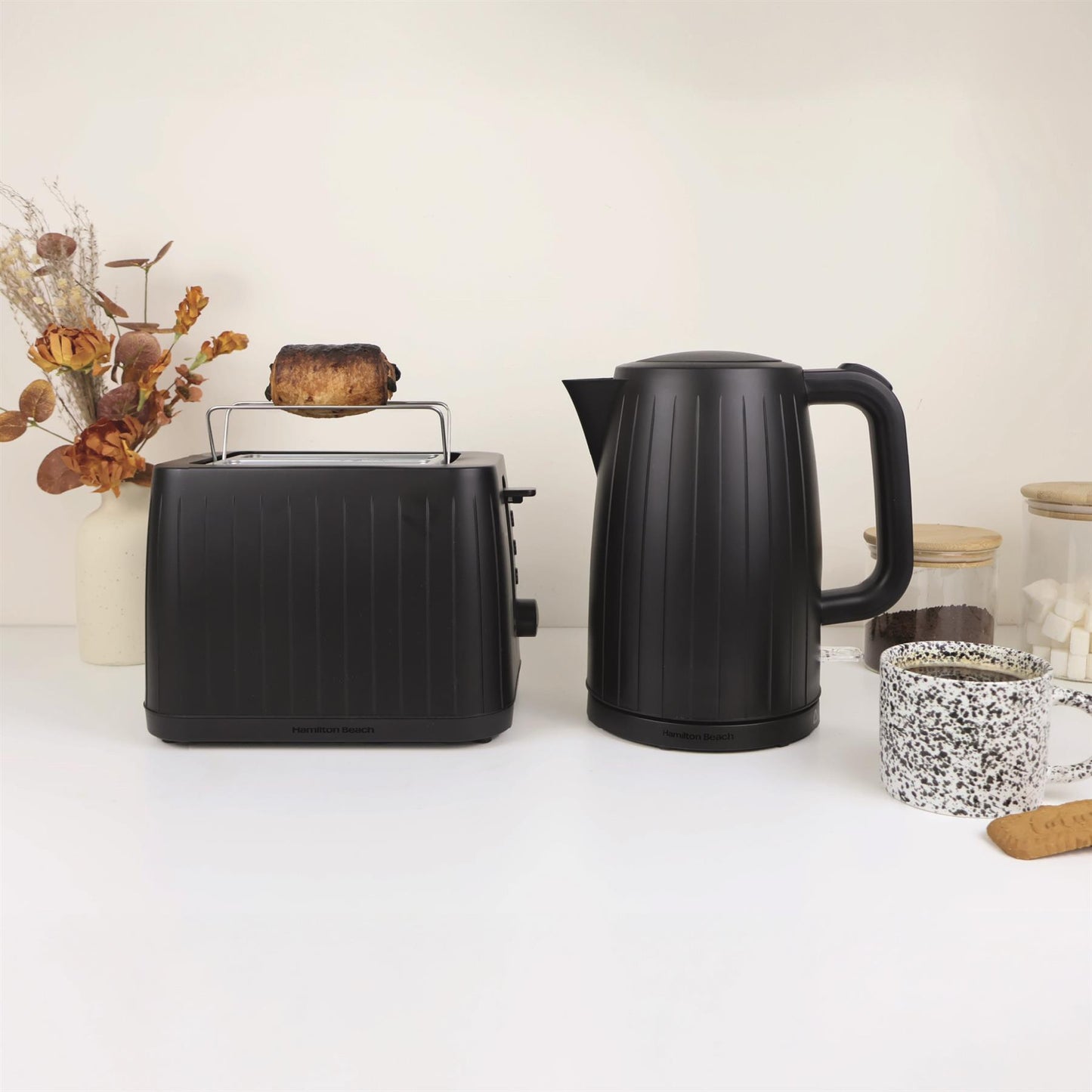 Hamilton Beach Stealth 2 Slice Textured Toaster Matte Black